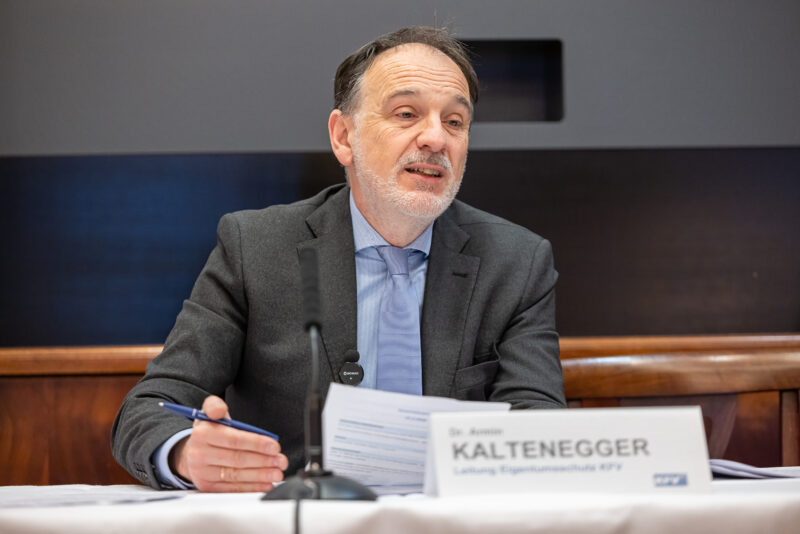 Dr. Armin Kaltenegger